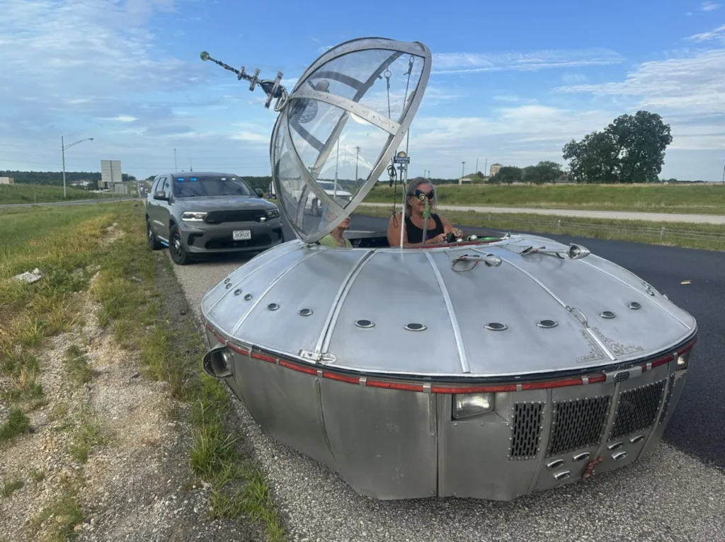 UFO Car Pulled Over in Missouri