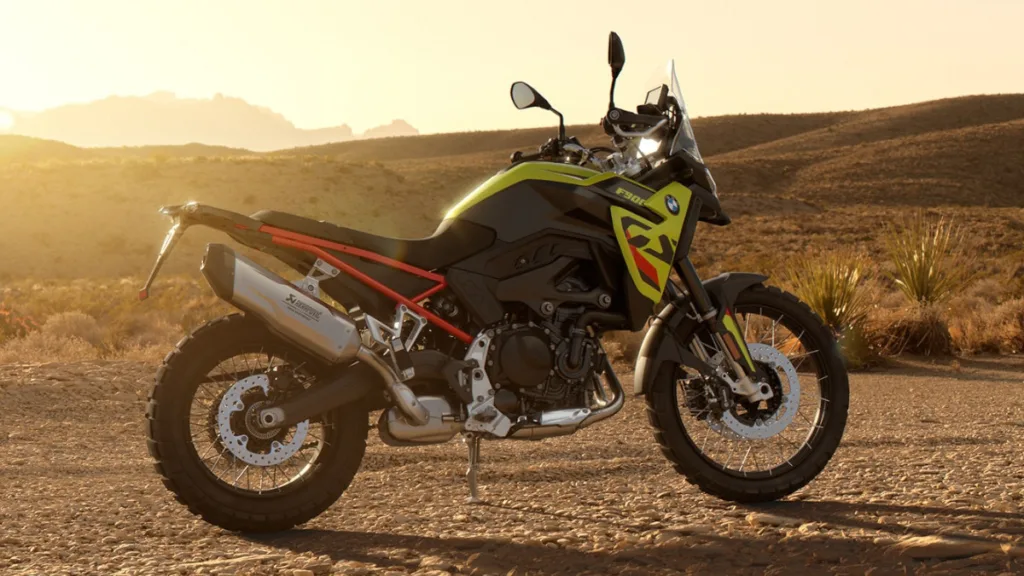 BMW F900 GS