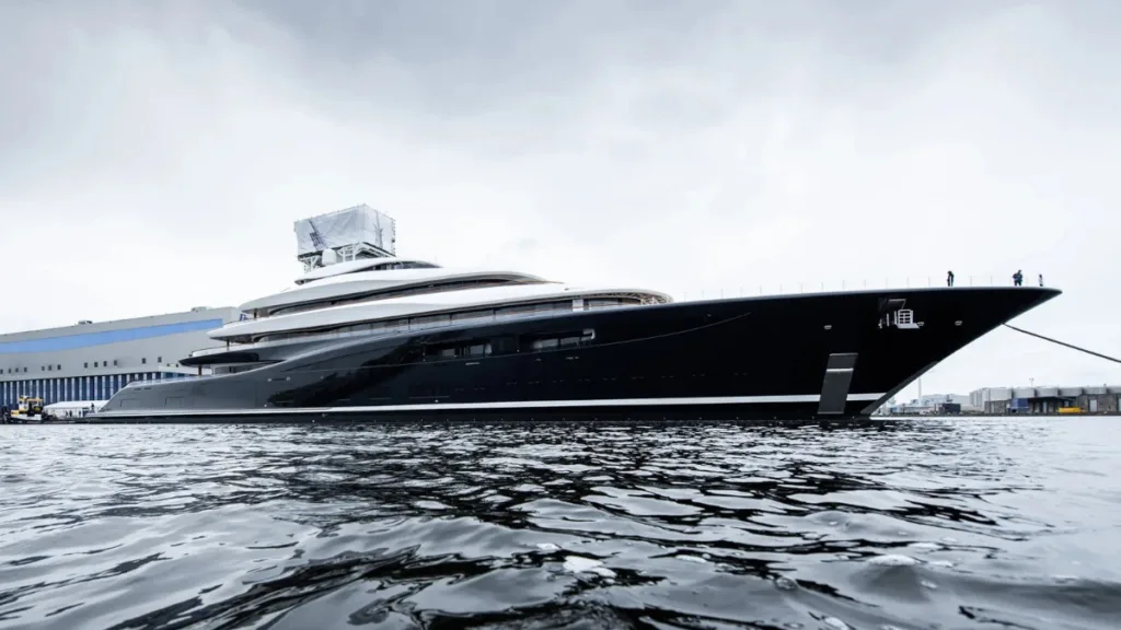 Feadship Diamond-Inspired Yacht Concept