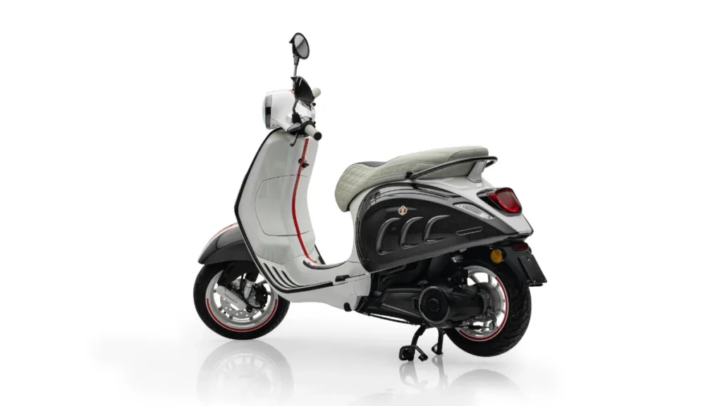 Vespa Elettrica Monaco