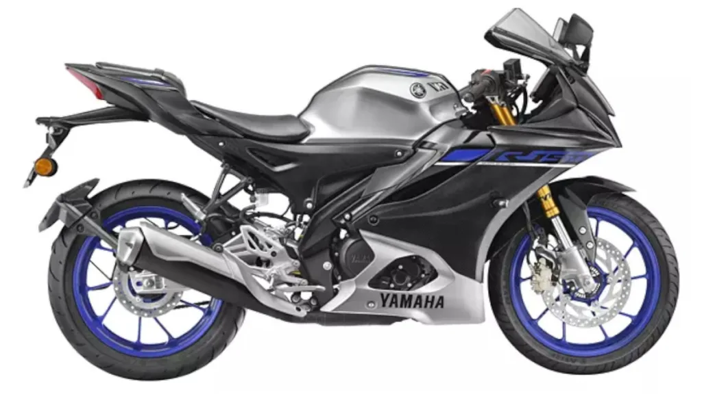 Yamaha R15M Carbon Fibre Edition