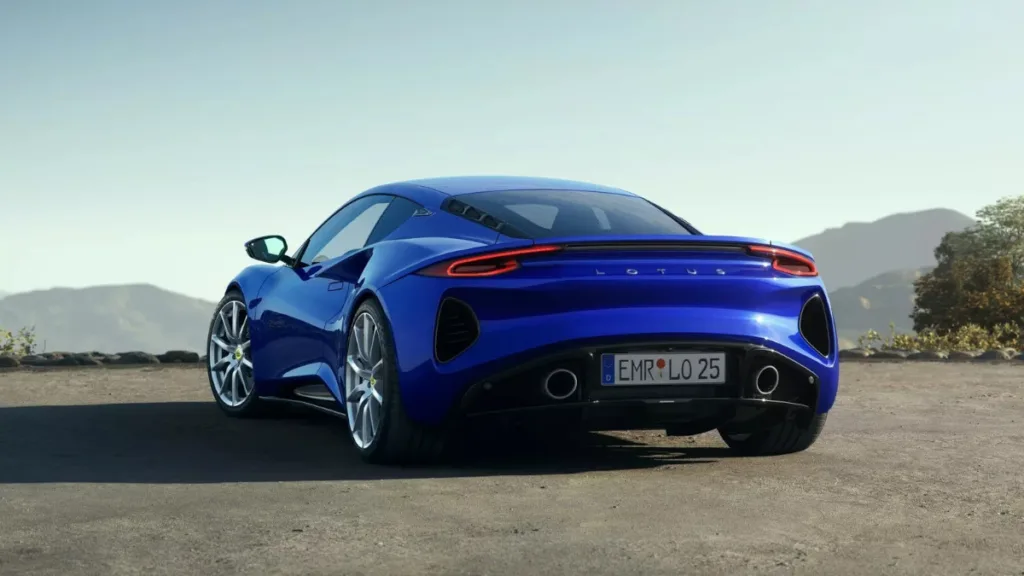 2025 Lotus Emira Turbo SE