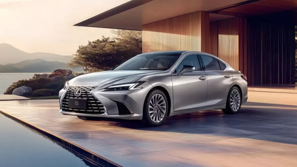 Lexus ES