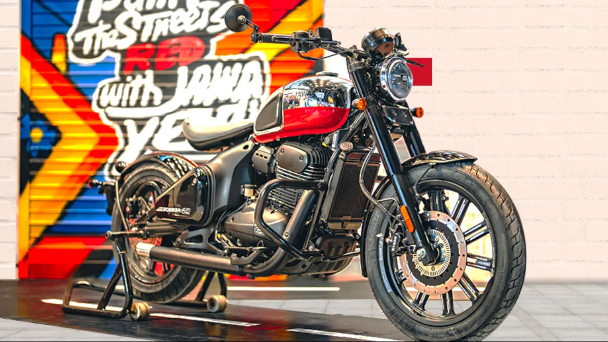 Jawa 42 Bobber Gets a Bold New Look with Red Sheen Edition