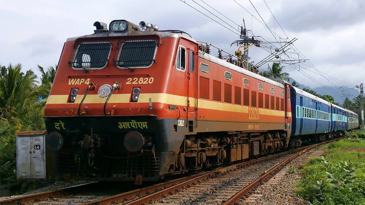 Rs 10,000 Premium Tatkal Ticket for Bengaluru-Kolkata 2nd AC Stuns Internet