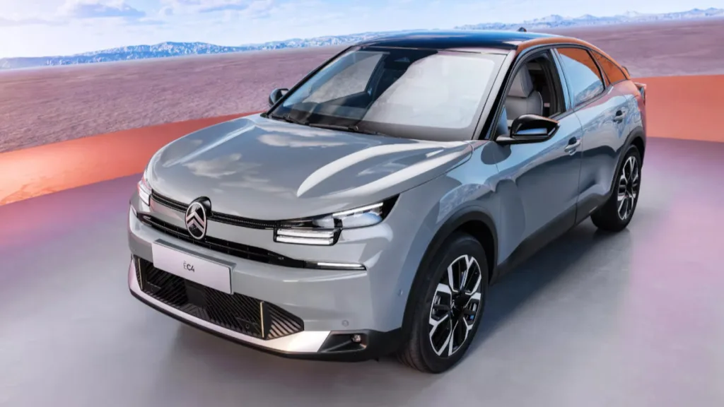 2025 Citroen C4 and e-C4