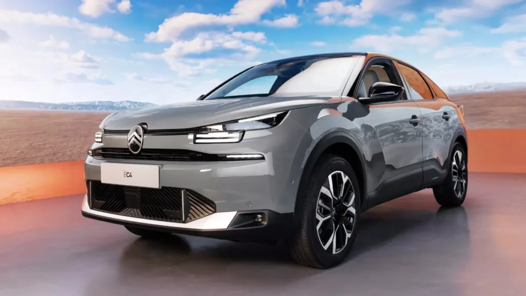 2025 Citroen C4 and e-C4