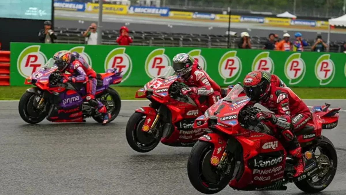 Bagnaia Dominates Wet Thailand GP, Championship Battle Heats Up