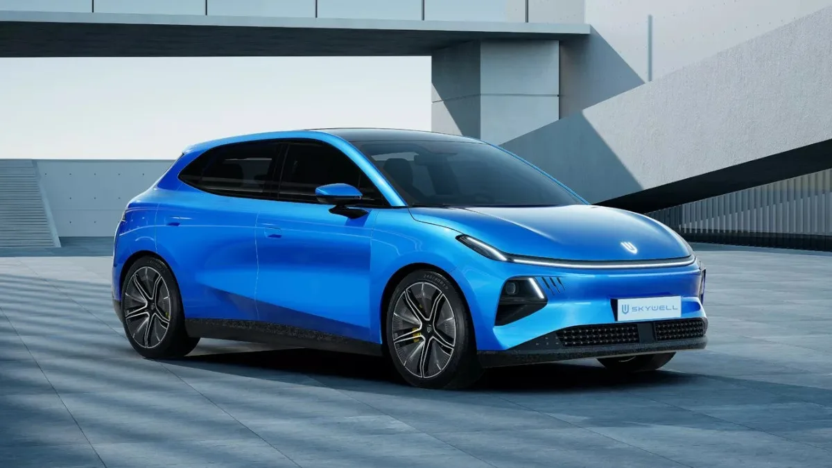 Skywell Unveils Q Electric Hatchback in Paris Auto Show