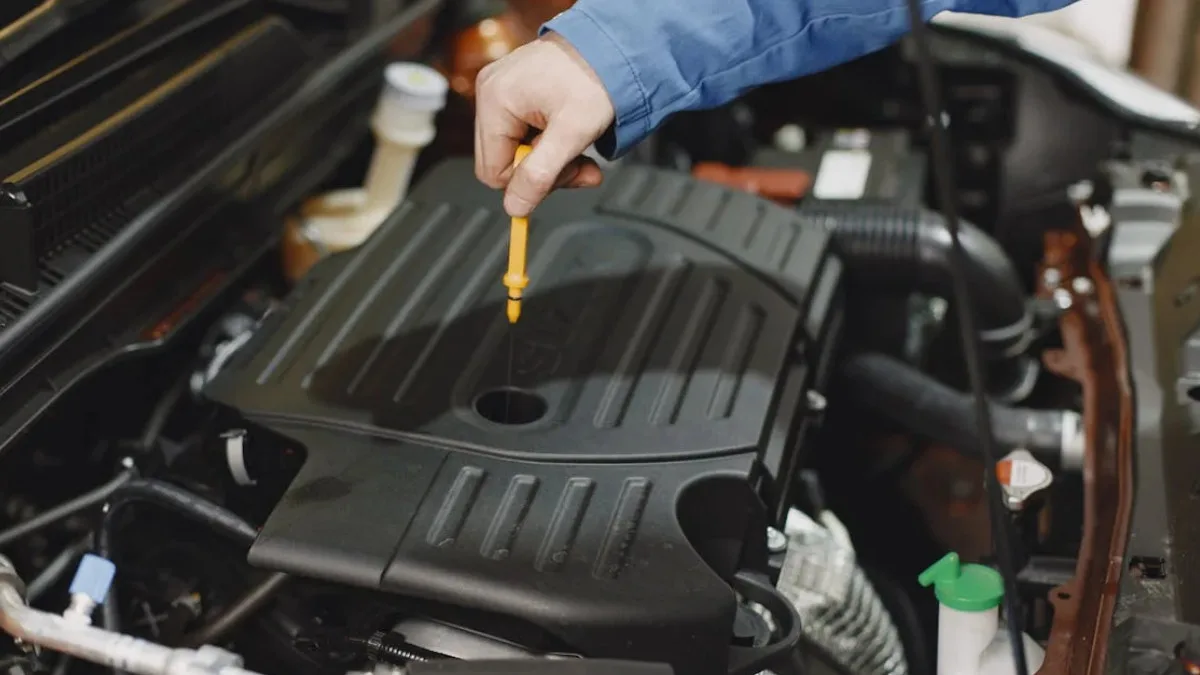 Tips on How to Check Car Engine Oil Quality: A Comprehensive Guide